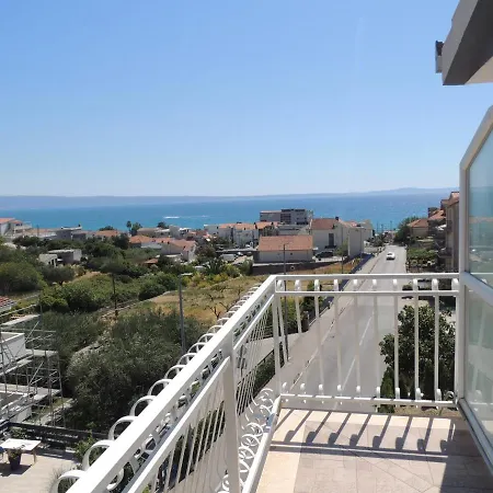 Nika Apartman Podstrana